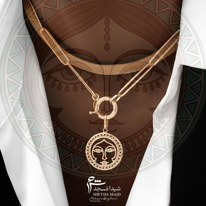 آویز طلا طرح خورشید خانم