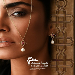 گردنبند طلا طرح چلیپا و مروارید